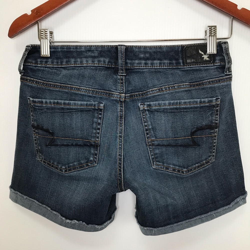 American Eagle Mid-Rise Raw-Hem Jean Shorts - 4 - Picture 7 of 17